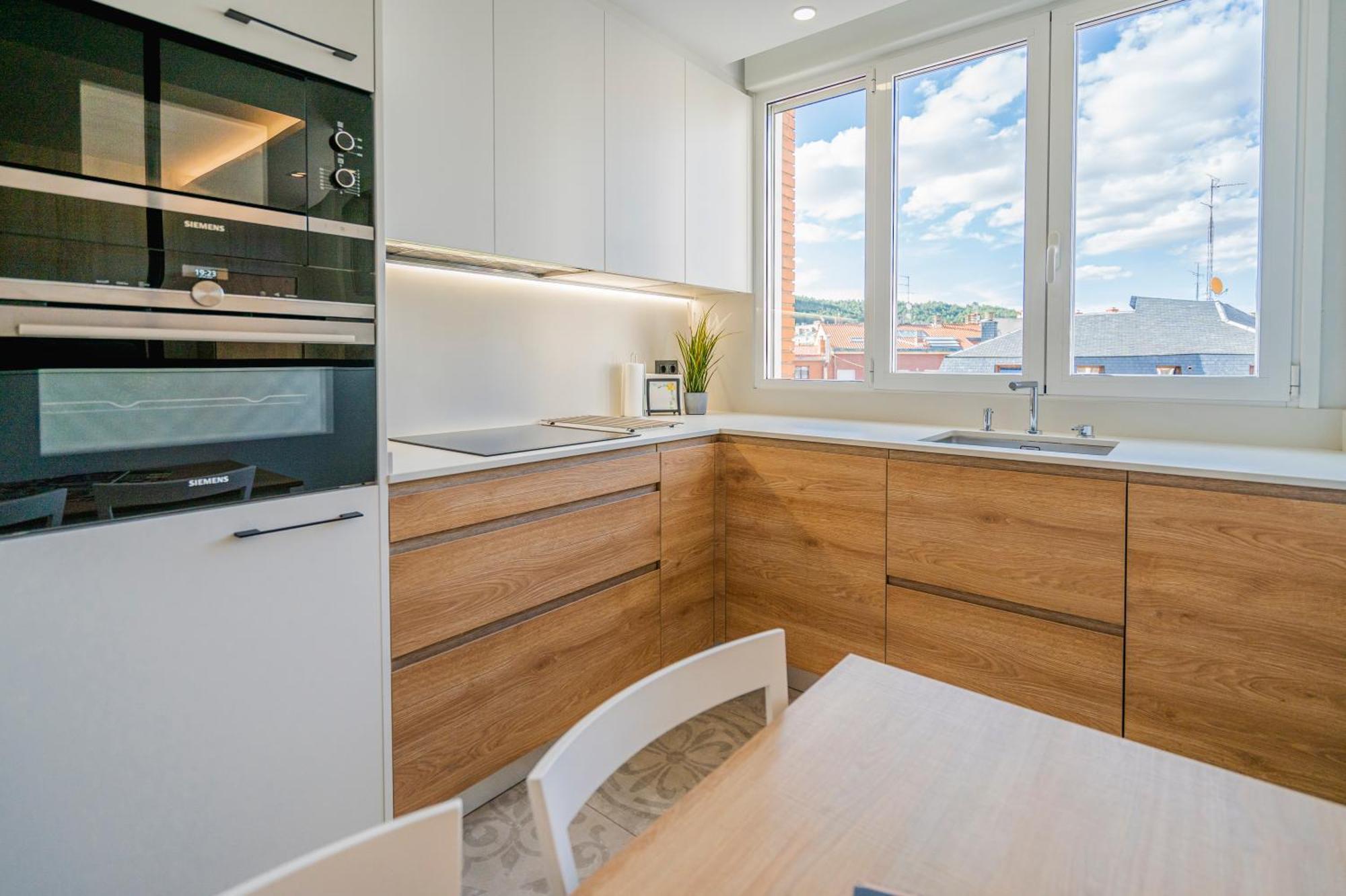 Cid Campeador I Apartment Burgos Bagian luar foto