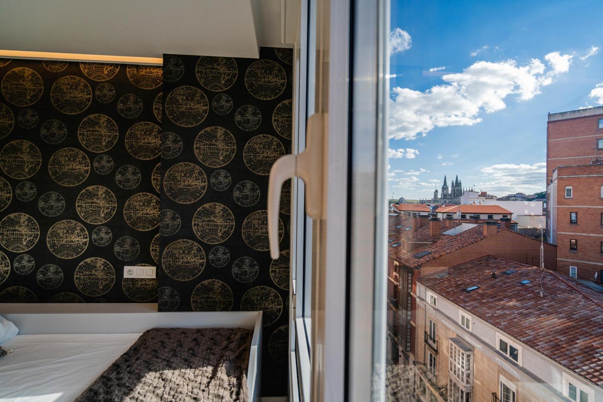 Cid Campeador I Apartment Burgos Bagian luar foto